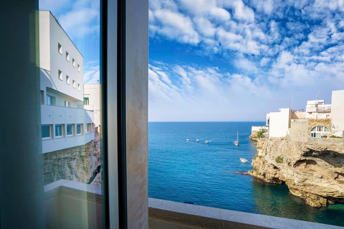 Hotel Grotta Palazzese Polignano a Mare Bagian luar foto