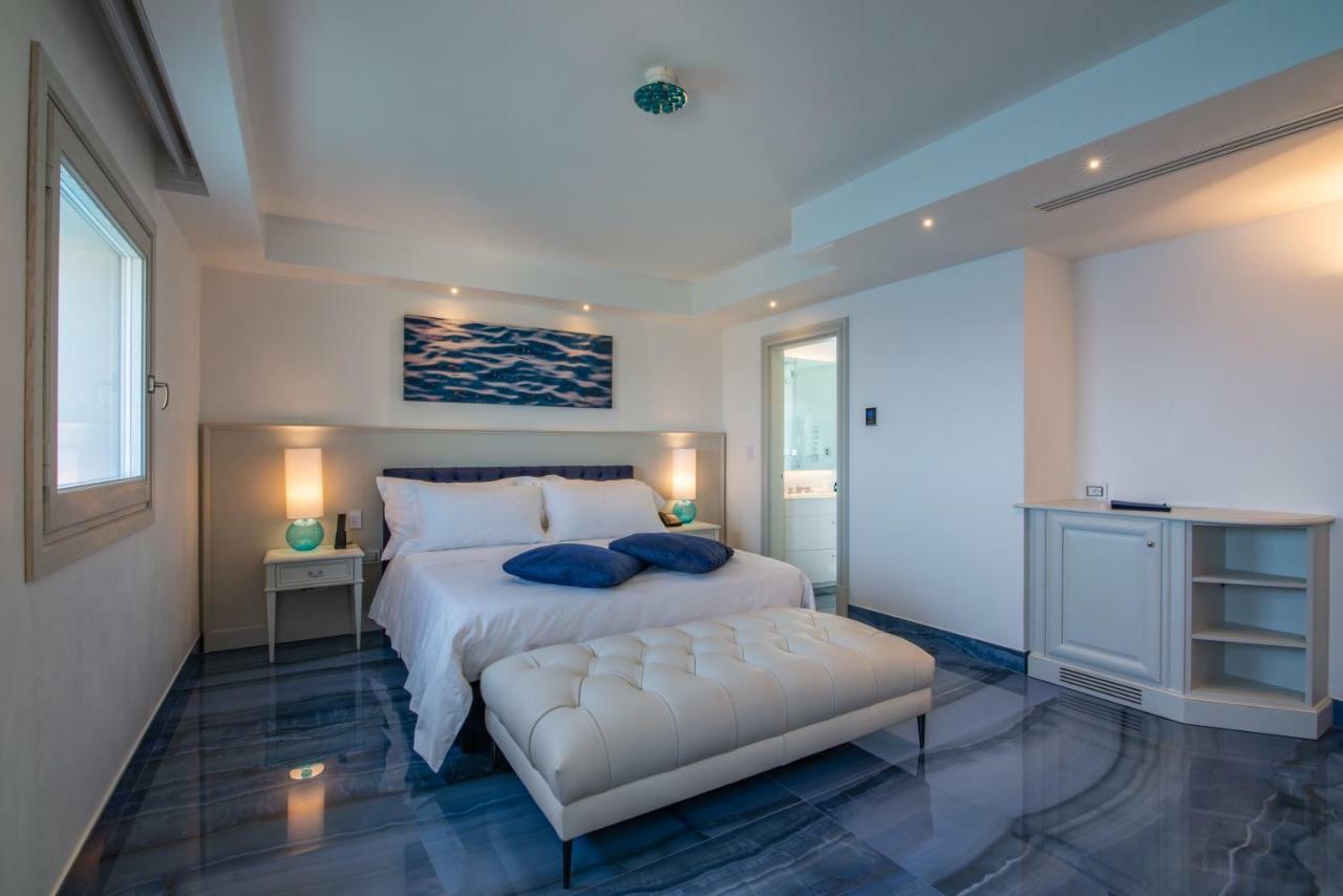 Hotel Grotta Palazzese Polignano a Mare Bagian luar foto