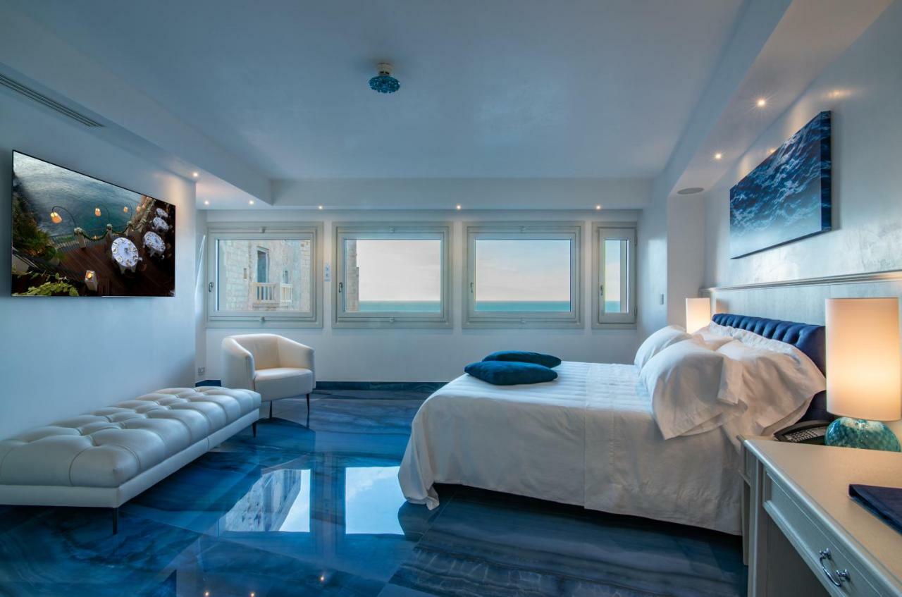 Hotel Grotta Palazzese Polignano a Mare Bagian luar foto